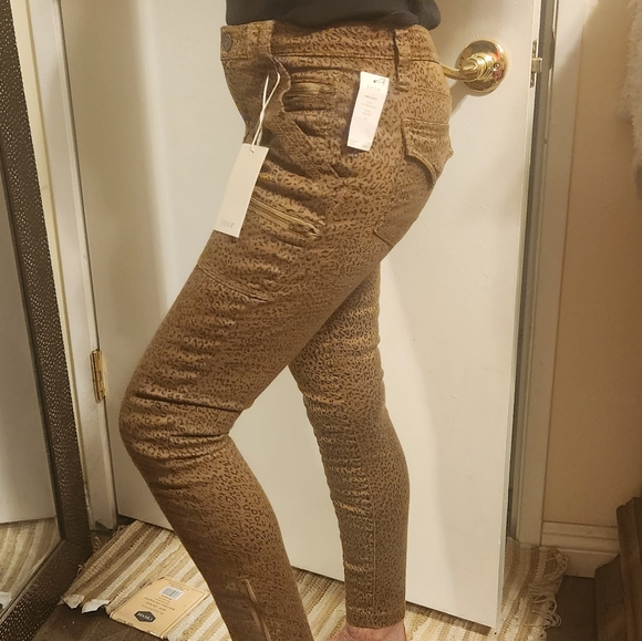 NWT Joie, Leopard pants straight leg - Picture 3 of 6